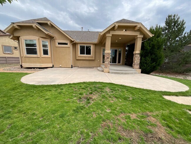 Building Photo - 4 Bedroom Home Available Near Briargate Pk...