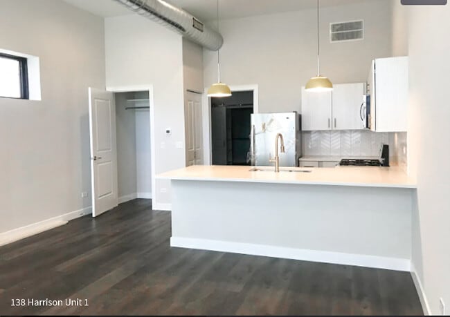 oak park renovated kitchen - 138 Harrison St