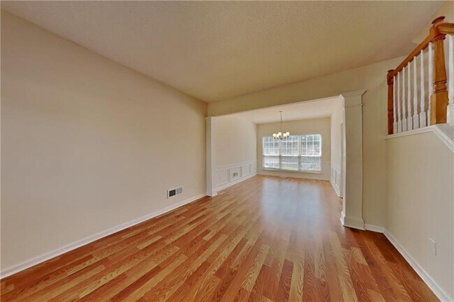 Foto del edificio - 3531 Chasefield Way