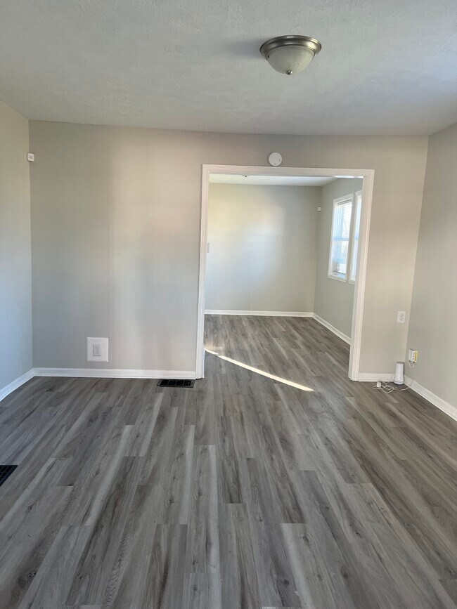 Building Photo - 3745 East Market Street, Unit 39
