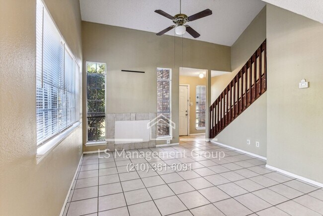 Foto del edificio - 6702 Windsor Hollow Dr