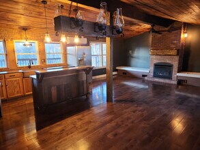 Building Photo - 4306 Upper Rd