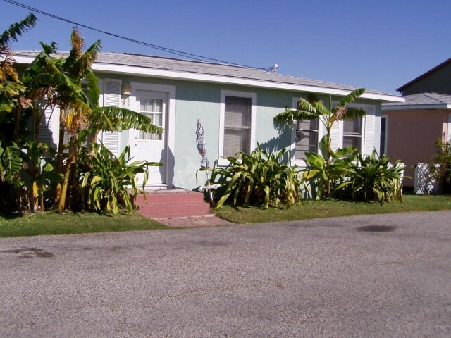 Coastal Bend Cottages Apartments Rockport Tx Apartments Com