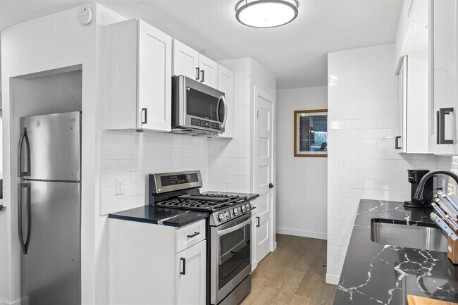 Foto del edificio - 4512 W Village Ct