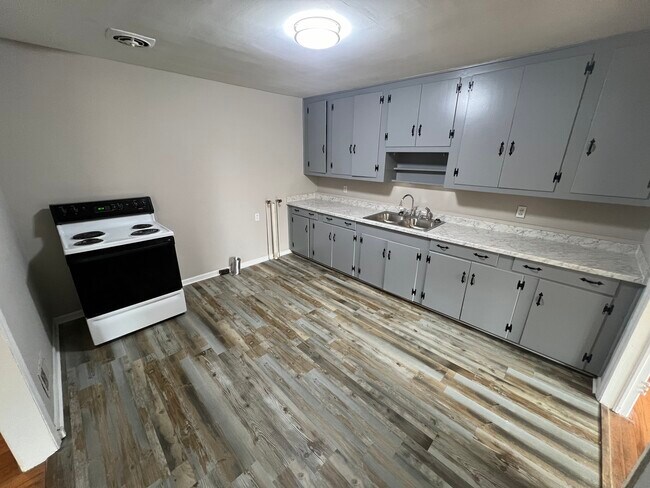 Building Photo - 416 Ammons Rd