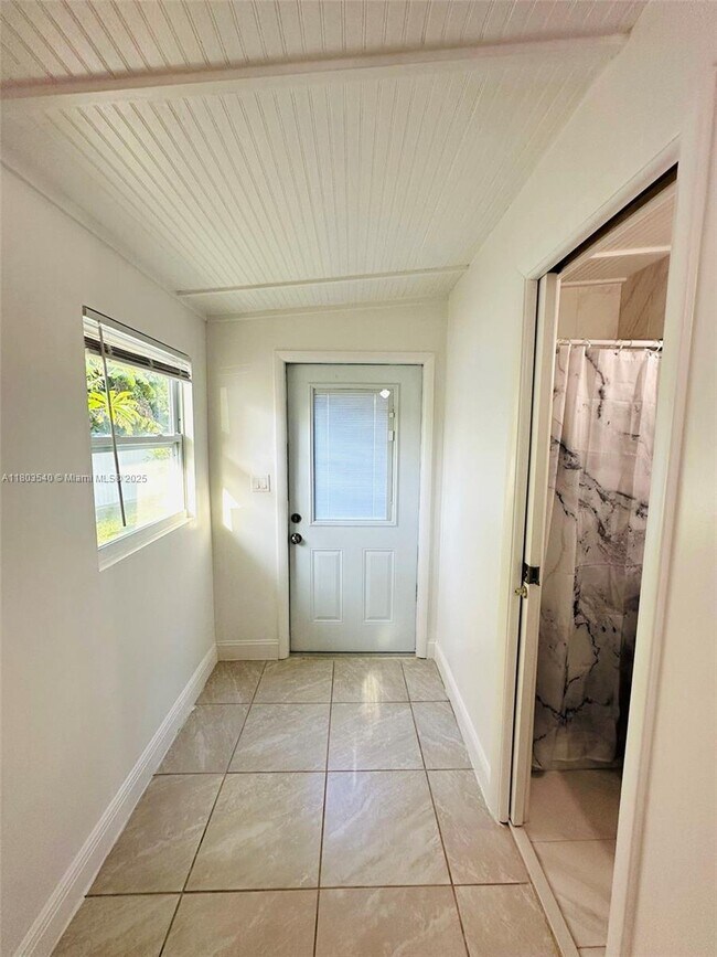 Building Photo - 26750 SW 125th Ave