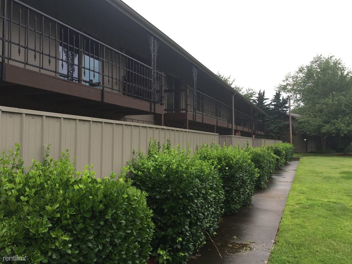 Foto principal - 1900 N Garland Ave