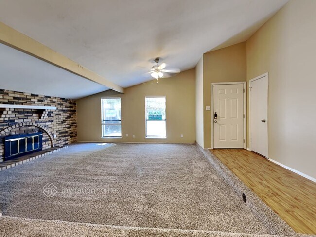 Building Photo - 205 Cordoba Ct