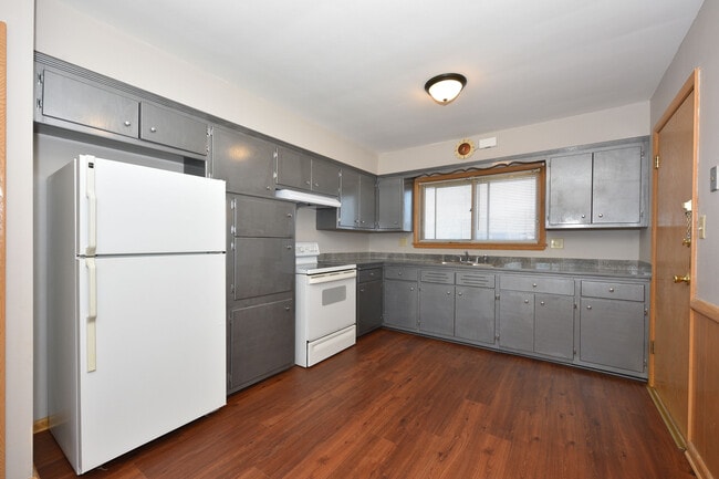 Building Photo - 4206 N 92nd St