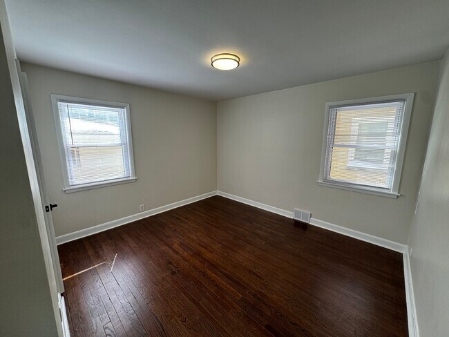 Foto del edificio - 8625 W Burleigh St