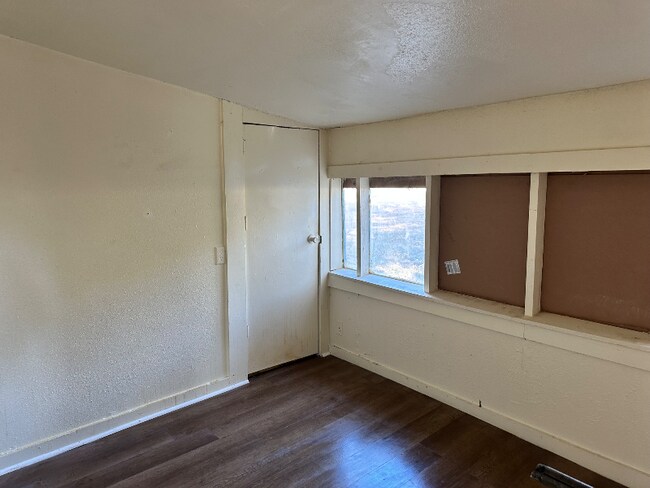 Foto del edificio - 1301 S State Line Ave