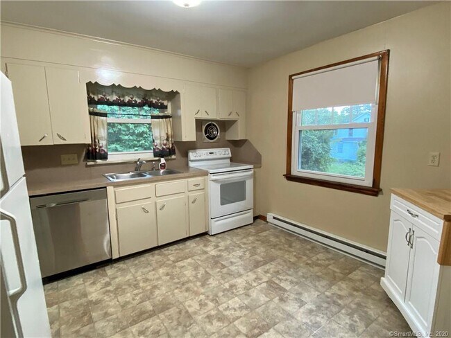 Foto del edificio - 580 High St