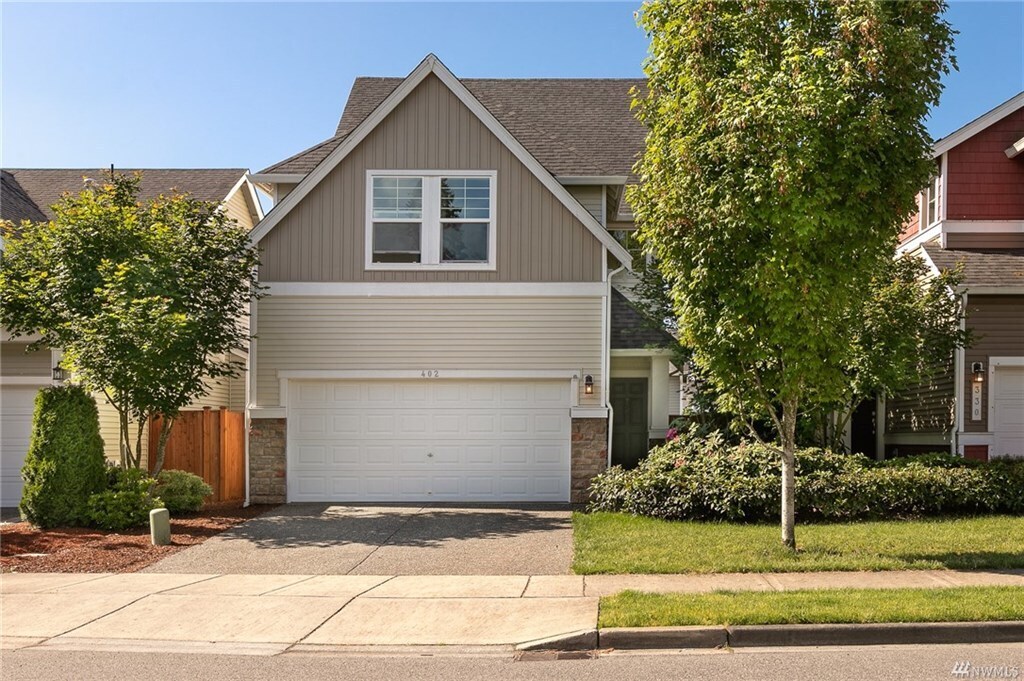 2 car garage with driveway space - 402 124th Pl SE