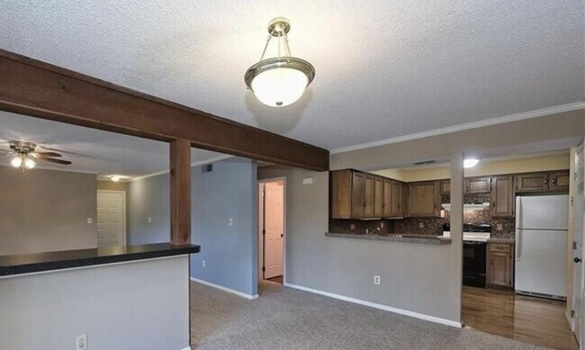 Building Photo - 7345 Winery Ln