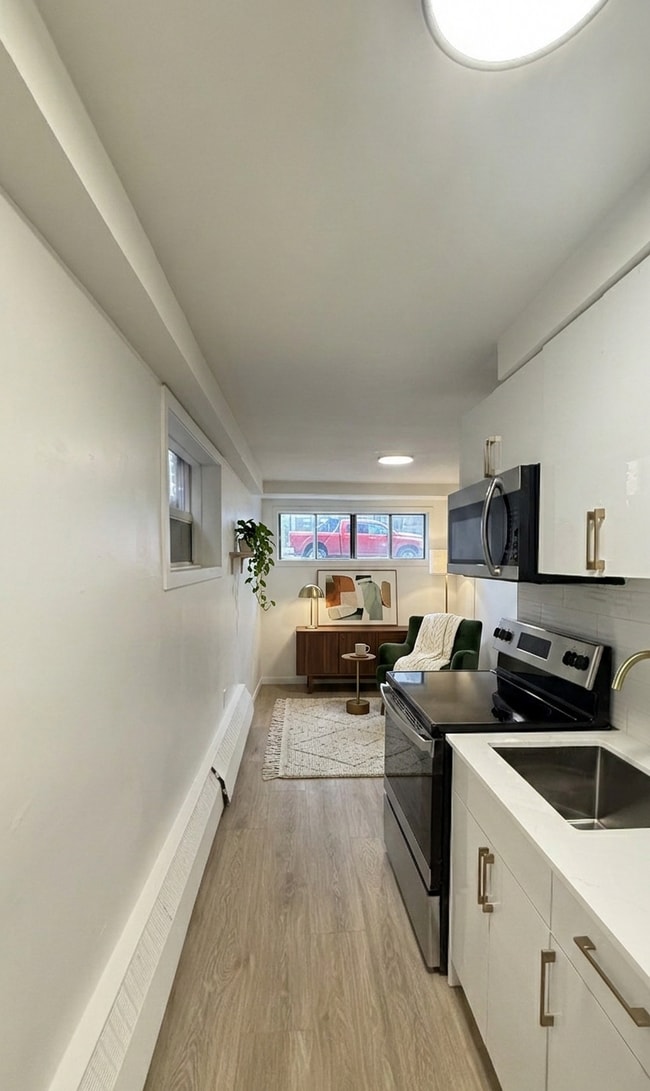 Building Photo - 60 Triller Ave