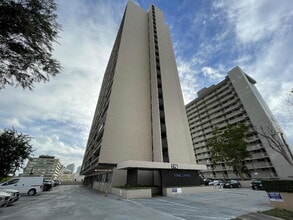 Building Photo - 775 Kinalau Pl