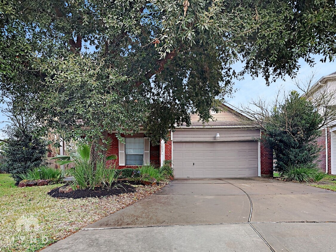Foto principal - 1003 Addison Park Ln