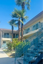 Building Photo - 600 E Harvard Rd