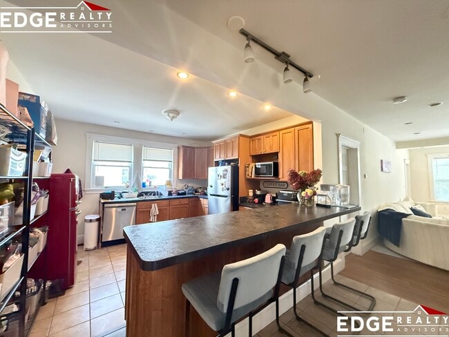 Photo - 45 Radnor Rd. Unit 1 Apartment