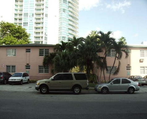 Building Photo - Edgewater Apartments