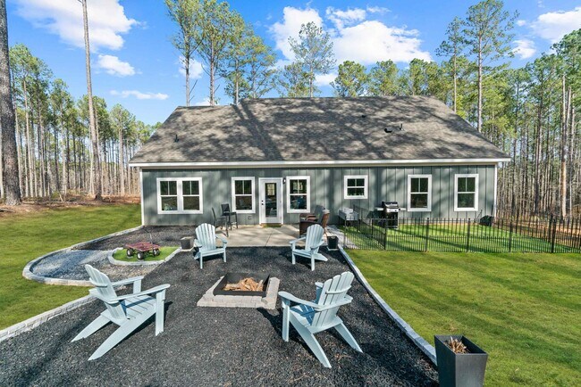 Foto del edificio - 191 Crooked Creek Bay Rd SE
