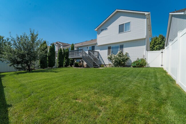 Building Photo - 4307 S Stonington Ln