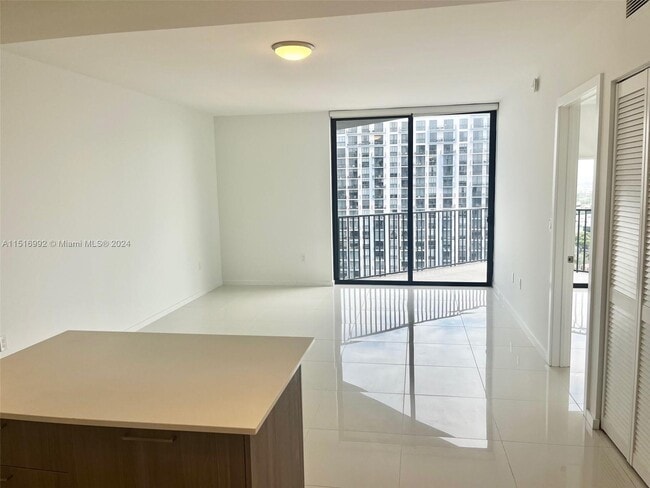 Building Photo - 5300 Paseo Blvd