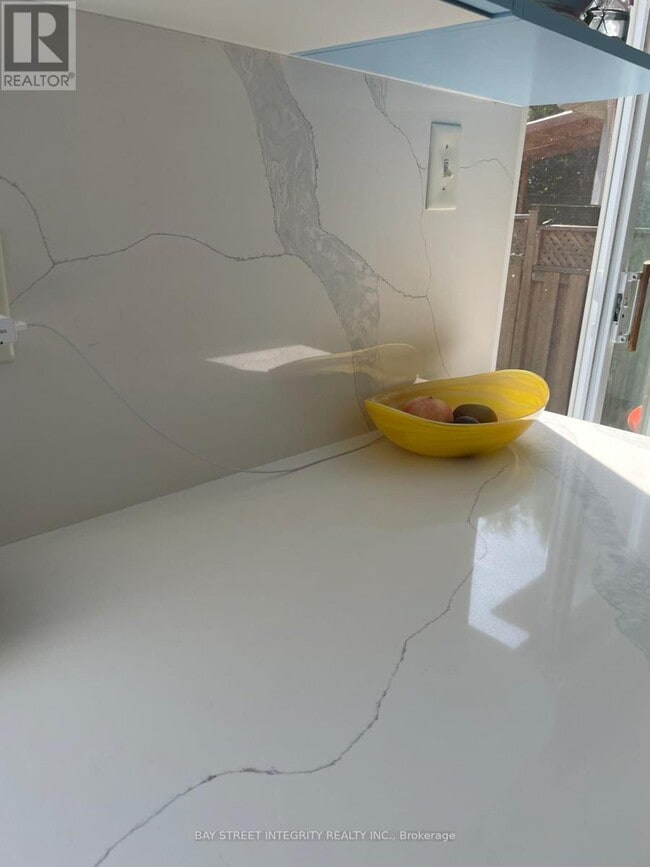 Building Photo - 163 Forest Run Blvd