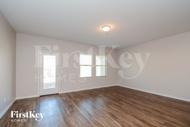 Building Photo - 228 N 199th Ln
