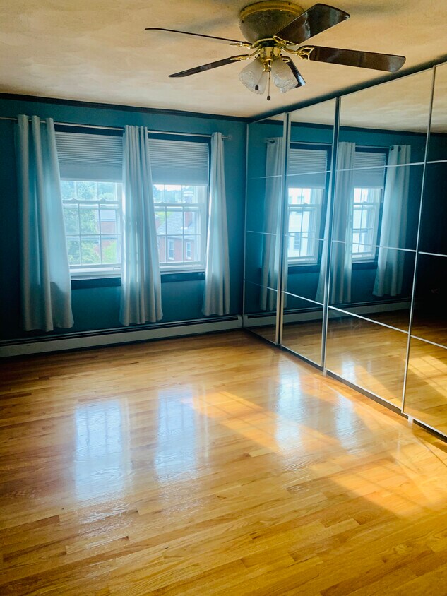 Foto principal - 26 Breed St
