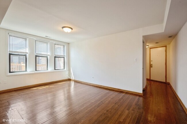 Foto del edificio - 4455 N Dover St