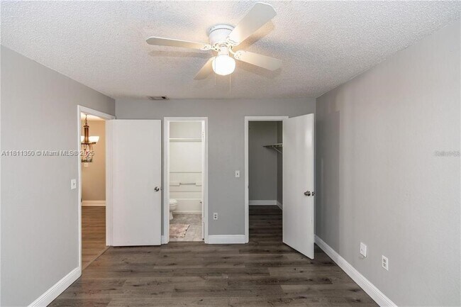 Foto del edificio - 623 Dory Ln