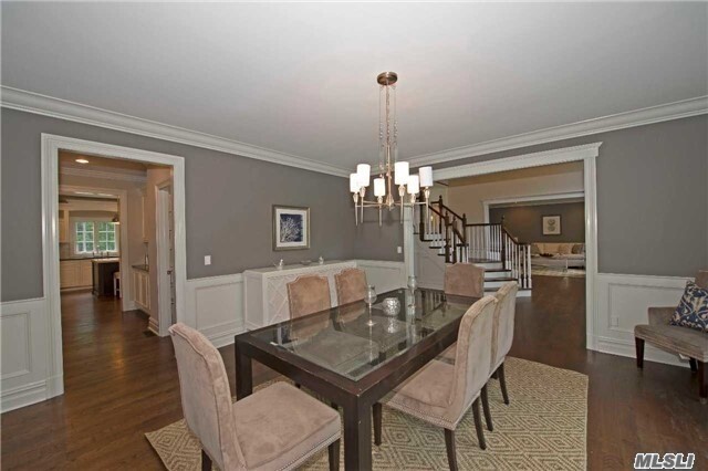 Foto del edificio - 23 Oakwood Dr