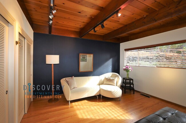 Building Photo - Piedmont Pines Mid-Century 3 Bedroom Home ...