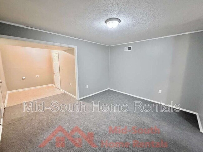 Foto del edificio - 5286 Braden Dr