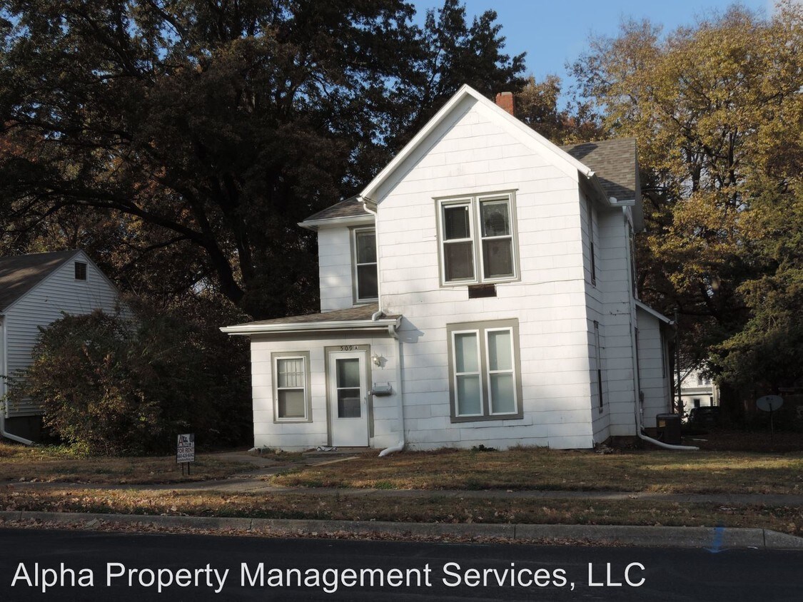 509 Broad St, Warrensburg, MO 64093 Apartment for Rent in Warrensburg