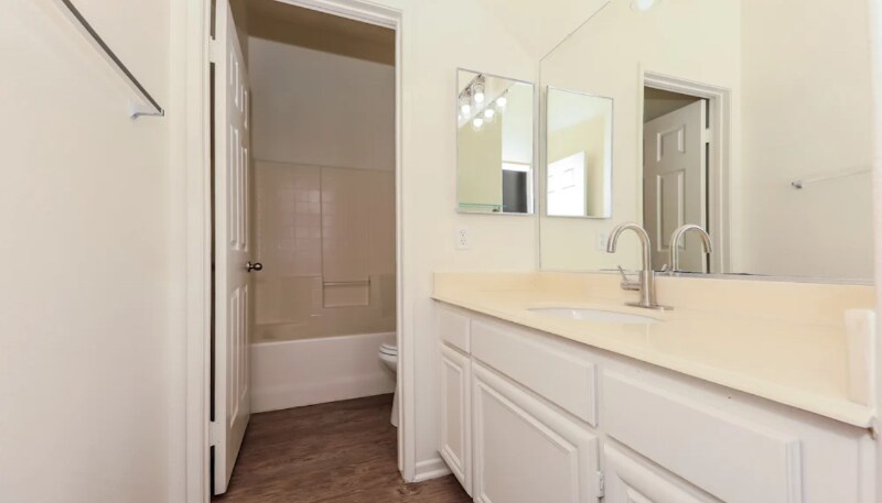 Foto principal - 8975 Niagara Ct