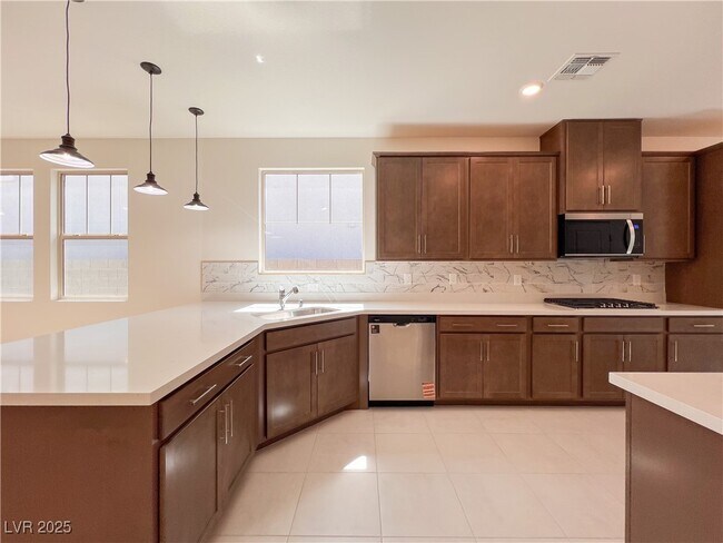 Building Photo - 12470 Madison Pk Pl