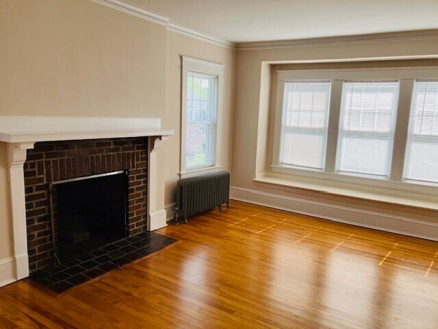 Building Photo - 414 Lovell St