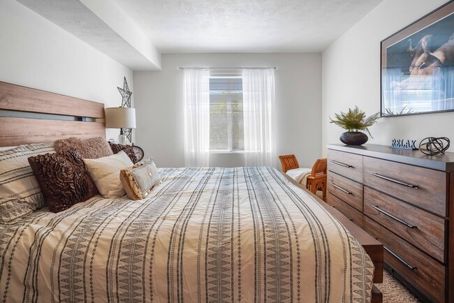 Master Bedroom | Serengeti Springs | West Jordan Apartments - Serengeti Springs