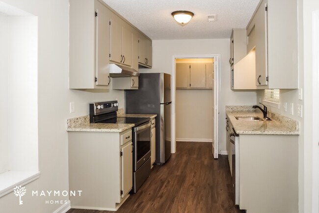 Foto del edificio - 2525 Clovis Rd SW