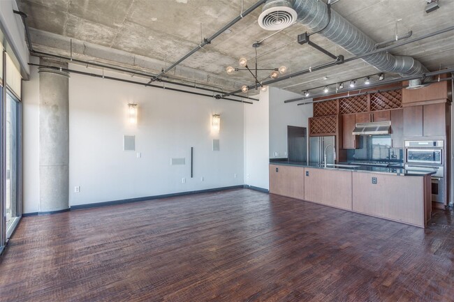 Foto del edificio - 3110 Thomas Ave