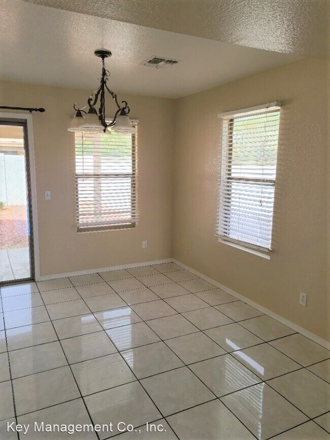 Building Photo - 4 br, 2 bath House - 7934 W. Mission Ln.