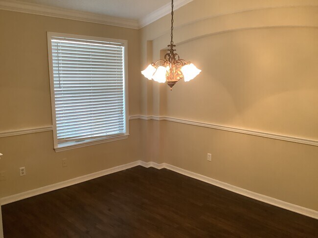 Foto del edificio - 181 Johns Glen Dr