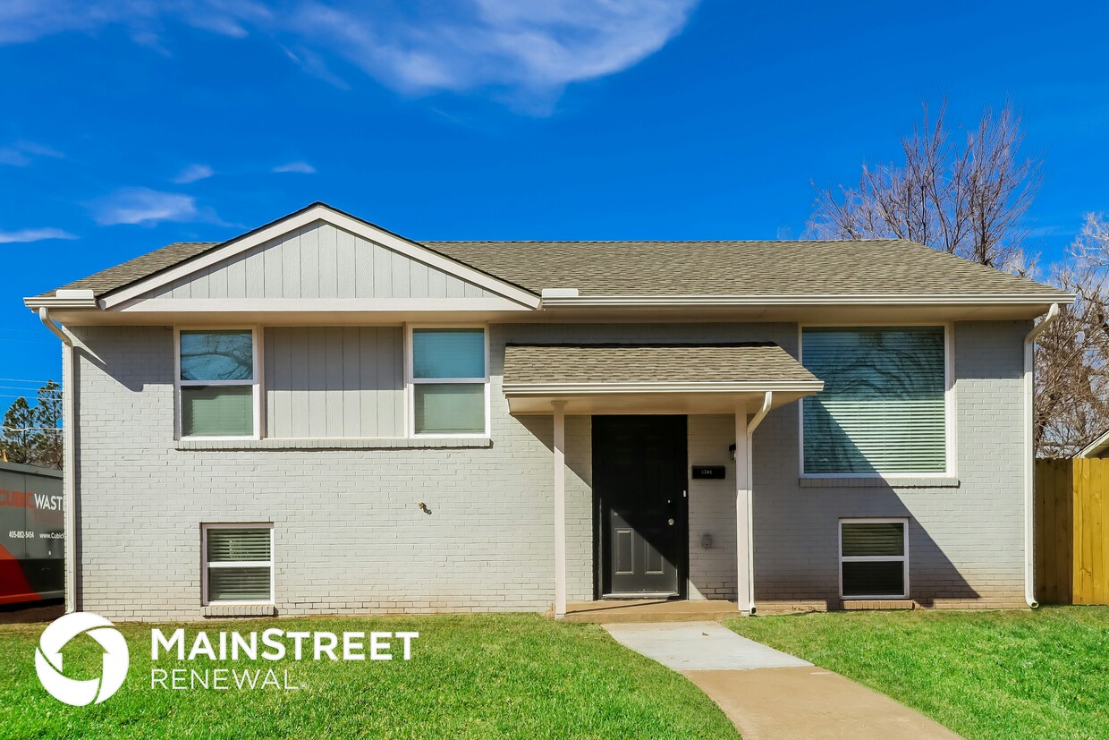 Foto principal - 5701 N Warren Ave