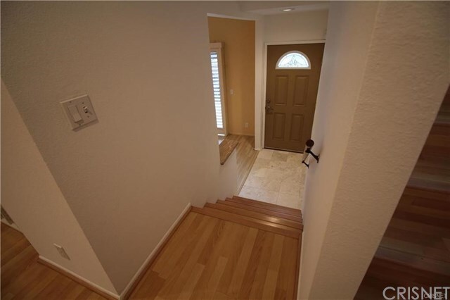 Building Photo - 17918 River Cir