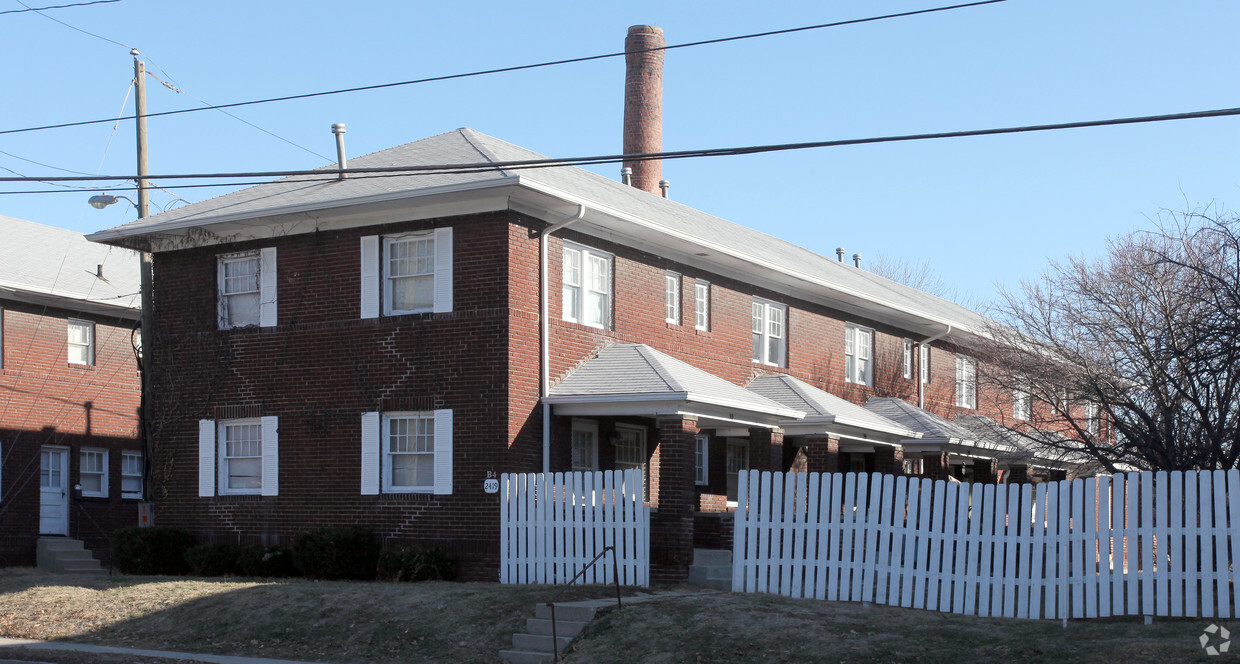 Primary Photo - Garfield Terrace Apartments