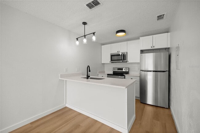 Foto del edificio - 5330 SE 28th Ln