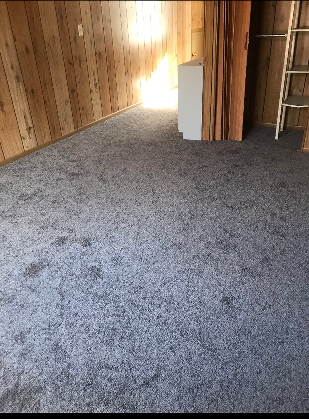 Foto principal - 12519 Laing St