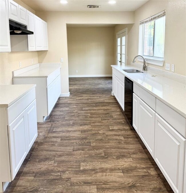 Building Photo - 20805 Trotters Ln